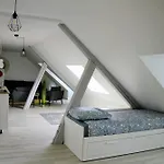 Up & Down By Beds76 *