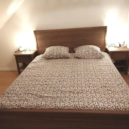 Up & Down By Beds76 *